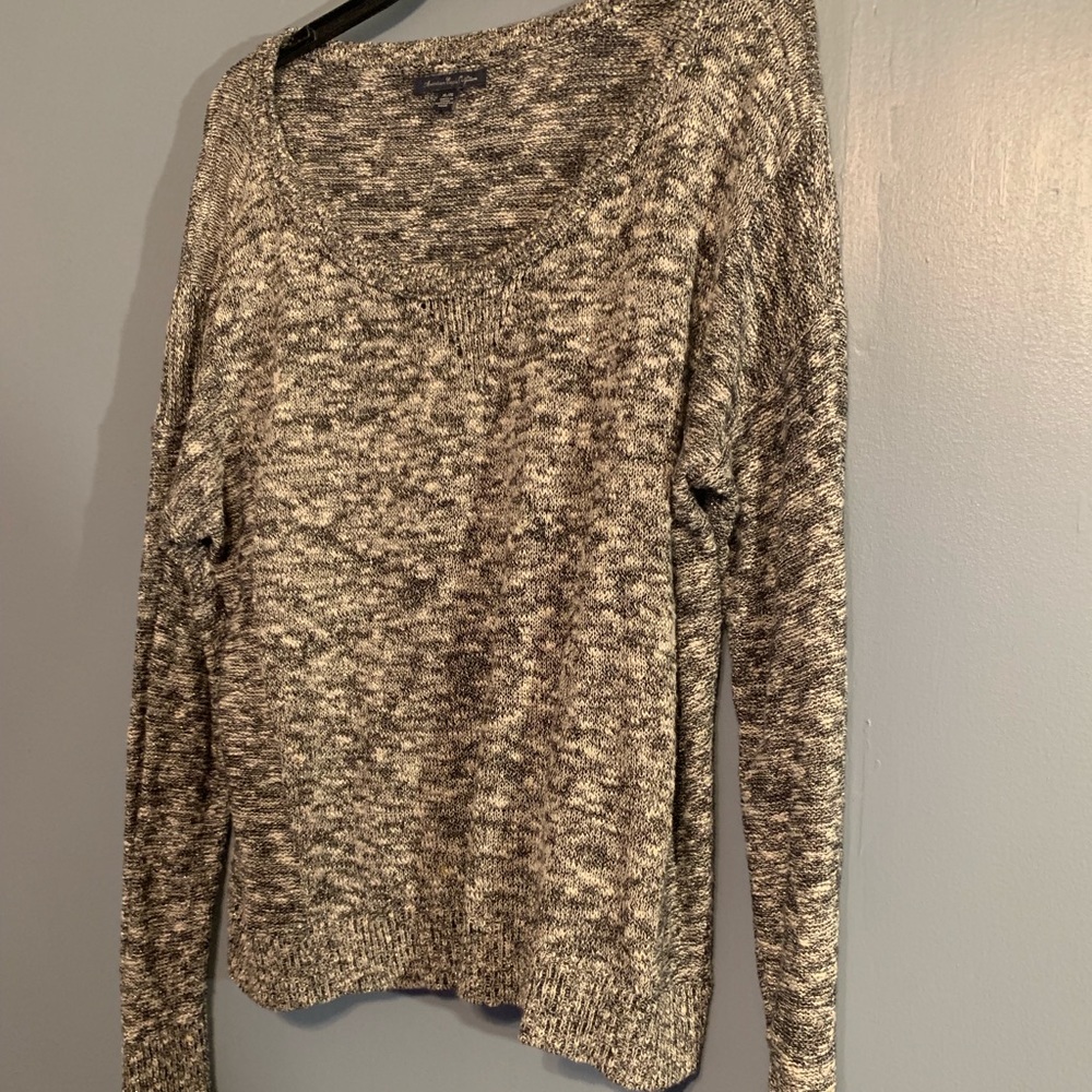 Oversized AEO pull over sweater